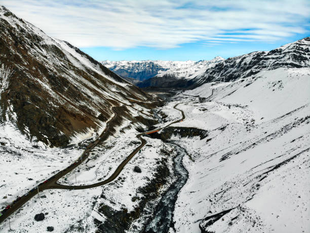 istock Snowcapped Mountains in Cajon del Maipo 1189377142