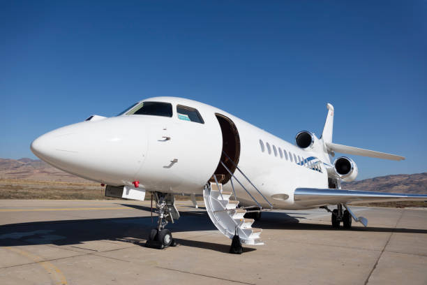 istock Private airplane stationary on airport runway 1189399086