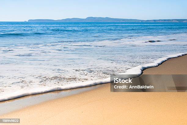 Foto de Serena Faixa De Vazio Areia E Mar e mais fotos de stock de Costa nacional de Point Reyes - Costa nacional de Point Reyes, Areia, Arrebentação