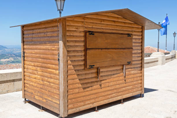 istock One Wood Kiosk 1189531870