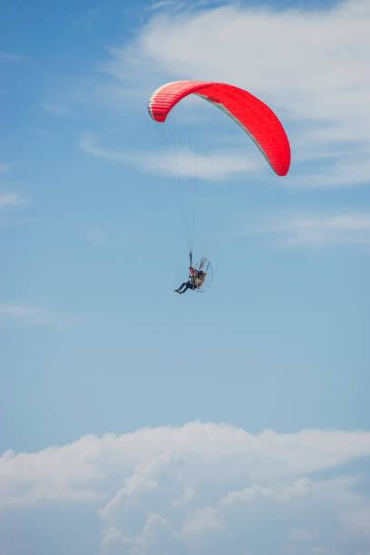 istock 9 november 2019,Trang, Thailand. There are people playing gliders. 1189555502