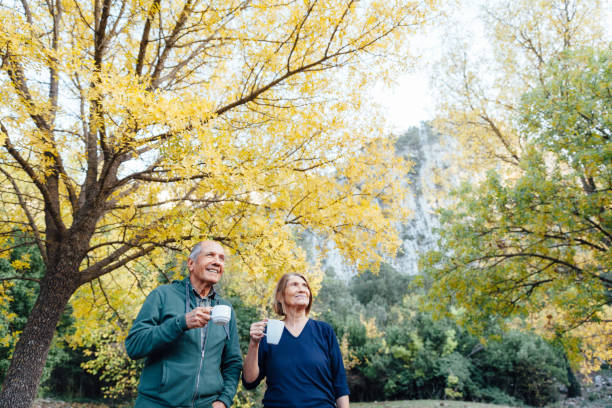 istock Senior couple drinking coffee 1189562282