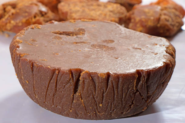 istock Different kinds of Jaggery made from Date palm and sugarcane 1189566421
