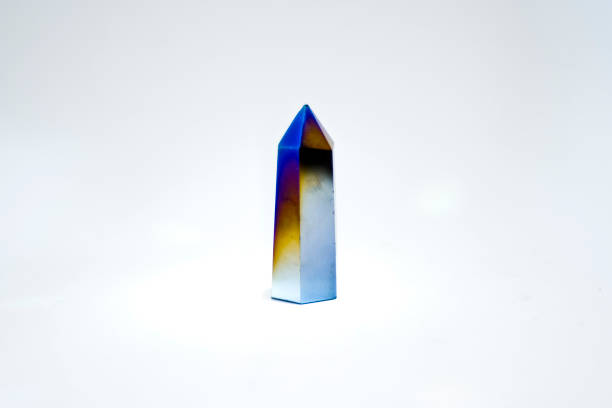 пиритовая титановая кристаллическая призма - rock malachite rough crystal стоковые фото и изображения