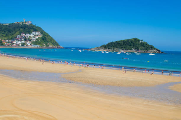istock shell beach in san sebastian, donostia, guipuzcoa 1189581644