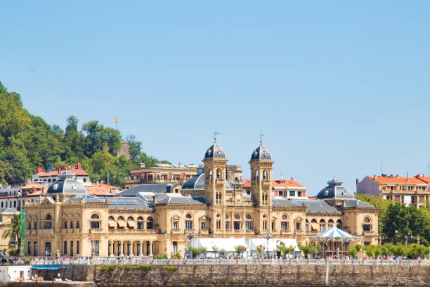 istock san sebastian town hall, donostia, spain 1189581746