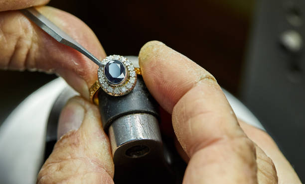 istock Jewelry production. The process of fixing stones 1189592909