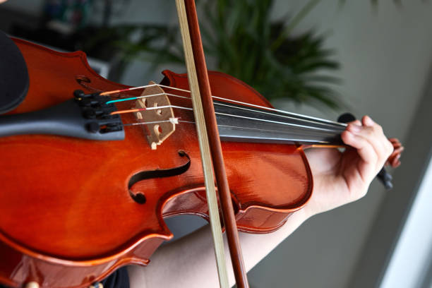 istock Classical player hands. Details of violin playing. 1189598076
