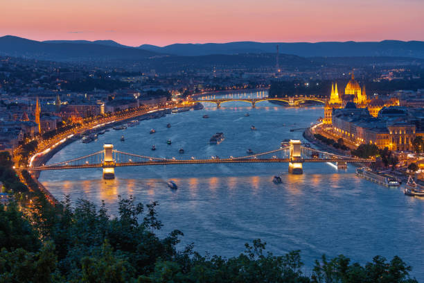 istock Sunset Budapest along Danube with Chain Bridge and Parliament Building 1189621177