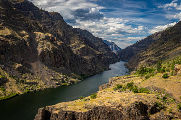 アイダホ州のスネーク川 - snake river canyon ストックフォトと画像