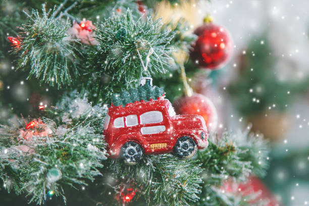 istock Christmas tree with decorations and gifts. Selective focus. 1189694085