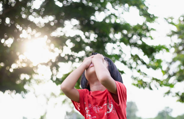 istock Sad crying little girl 1189698720