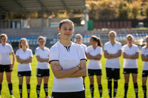 istock Female soccer players 1189735038