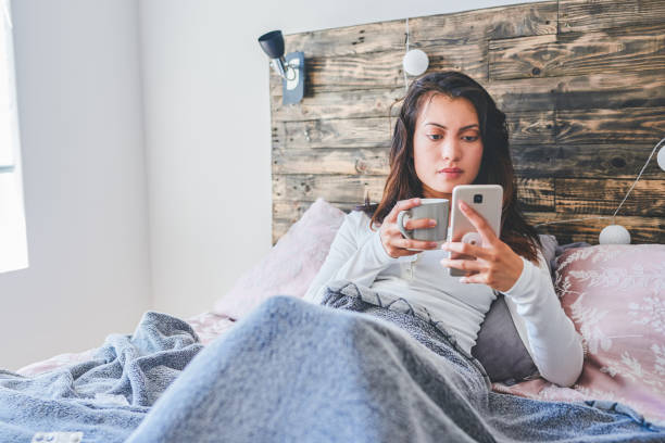 istock Having a bed day today, see you tomorrow 1189737822