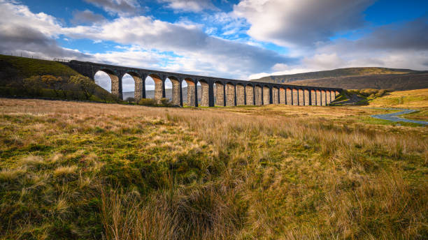 istock Railway Viaduct at Ribblehead 1189744217