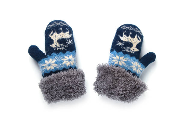 istock Knitted children's woolen mittens 1189745765