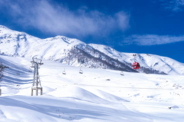ウィンター スキー リゾート - snowmobiling snow winter mountain ストックフォトと画像