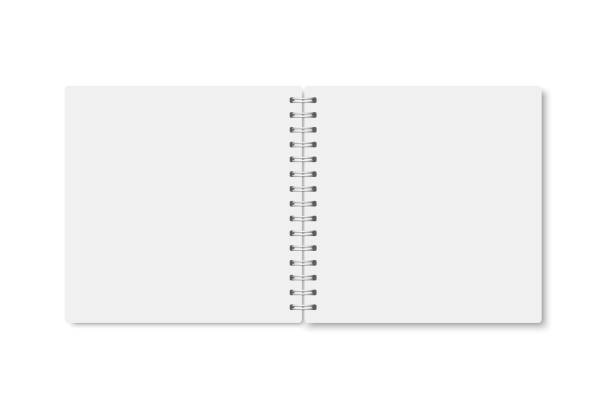 影で開いた白いリアルなa5ノートブック。 - spiral notebook spiral ring binder blank点のイラスト素材／クリップアート素材／マンガ素材／アイコン素材
