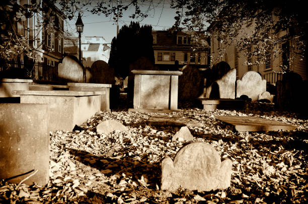 istock Newport Rhode Island Cemetery Trinity Church 1189758875