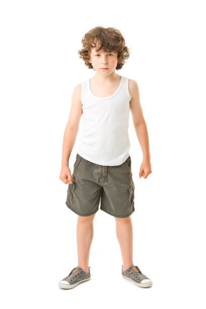 Foto Corpo Completo Di Bambino Di 8 Anni - Fotografie stock e altre  immagini di 8-9 anni - 8-9 anni, Bambini maschi, Abbigliamento casual -  iStock