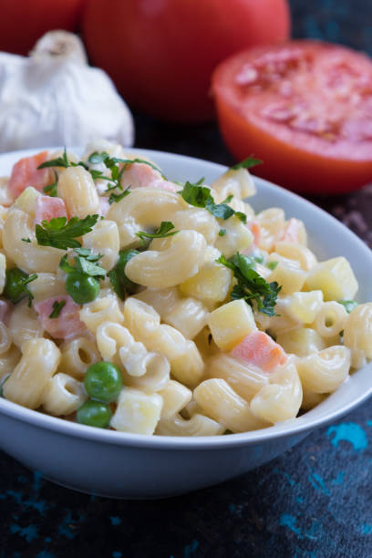 istock Homemade macaroni salad with vegetables 1189783900