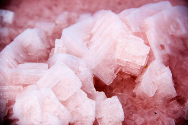 istock pink lake chrystal western australia 1189799285