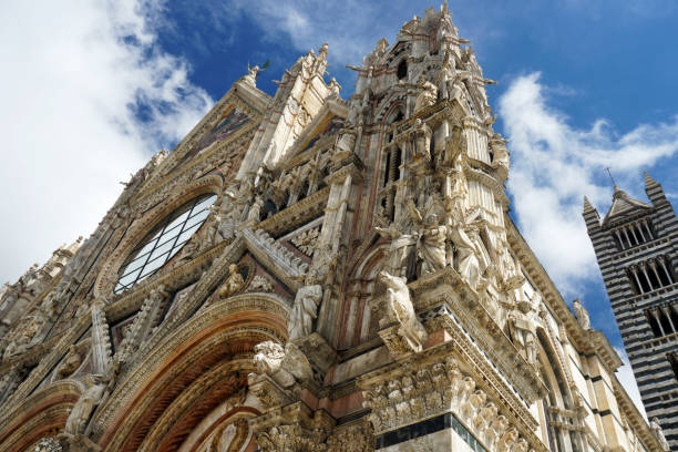 istock Santa Maria Assunta Cathedral in Siena 1189804129