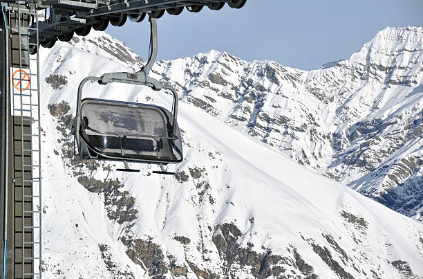 istock Chairlift and mountains 118981957