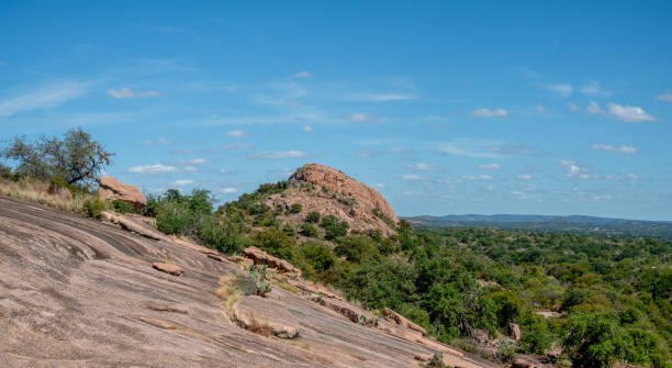 istock Turkey Peak  at Enchanted Rock 1189824319