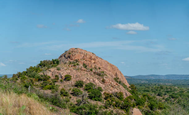 istock Turkey Peak  at Enchanted Rock 1189824325