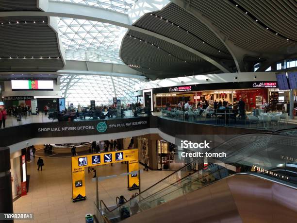 Interior Of Terminal Of Romefiumicino International Airport Leonardo Da Vinci Stock Photo - Download Image Now