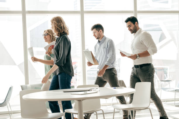 istock Deadline and businesspeople 1189829013
