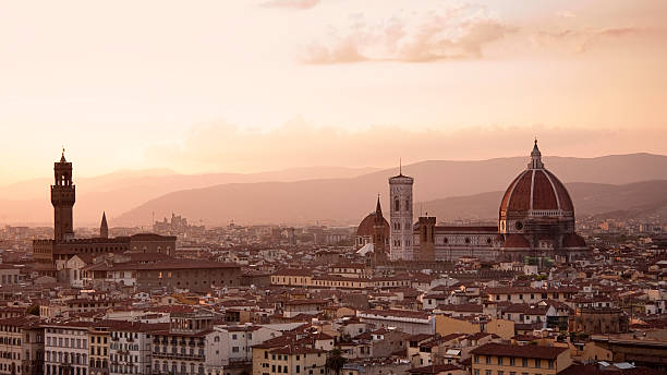istock Florence skyline at sunset 118983293