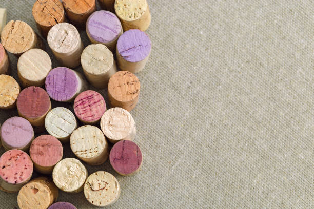 istock Close up wine corks on natural linen cloth. 1189888496