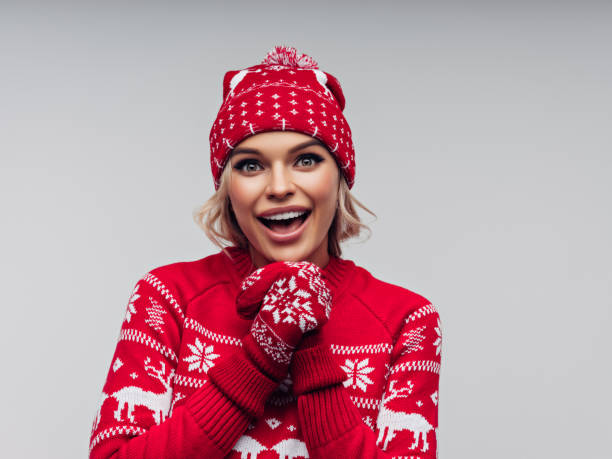 istock Warmly dressed girl 1189895454