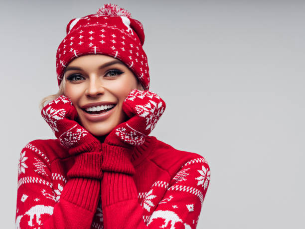 istock Warmly dressed girl 1189897348