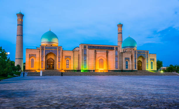 istock Khast Imam Square in Tashkent, Uzbekistan 1189910701