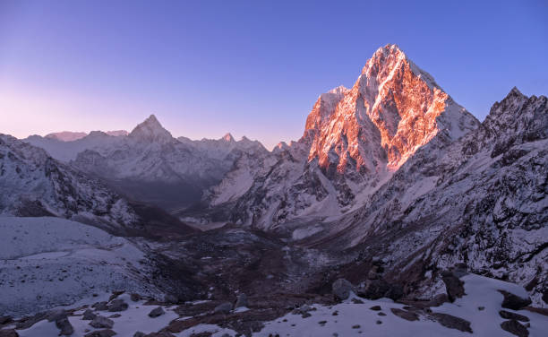 istock Sunrise Morning Cholatse Peak Himalayas Mountains 1189921410