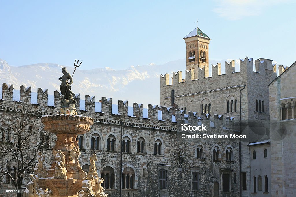 Piazza Duomo w Trento - Zbiór zdjęć royalty-free (Trento)