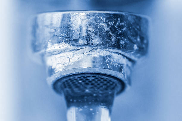 istock Calcified faucet 1189922964