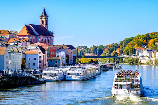 passau - bavaria - old town old town of the famous bavarian village passau danube river stock pictures, royalty-free photos & images
