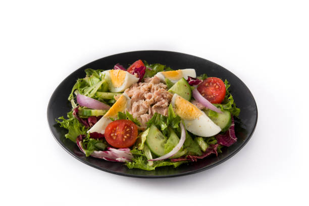 istock Salad with tuna, egg and vegetables 1189993549