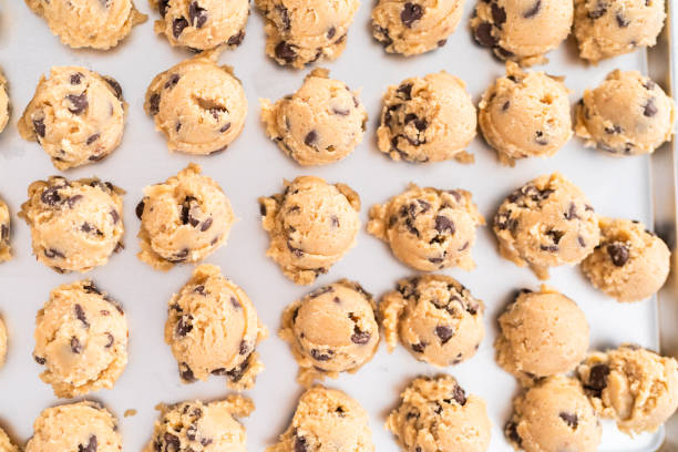 istock Homemade chocolate chip cookies dough scoops 1190147566