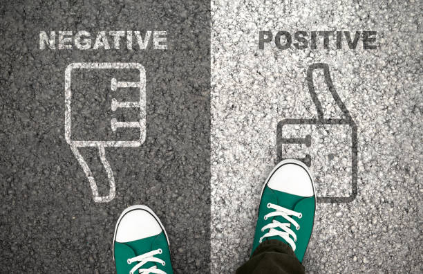 istock Like and dislike - negative or positive reaction 1190168988