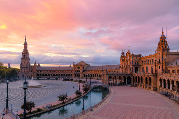 istock Sunset in Seville 1190186974