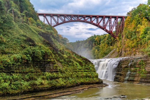 istock Upper Falls And Genesee Arch Bridge At Letchworth State Park 1190191804