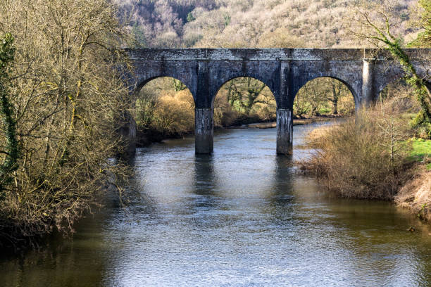 Tarka Trail Automne Vue de l'aqueduc Beam over the River Torridge, Great Torrington, Devon. - Photo