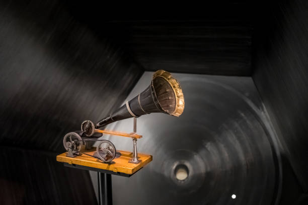 istock Beautiful antique music playing phonographs. 1190258989