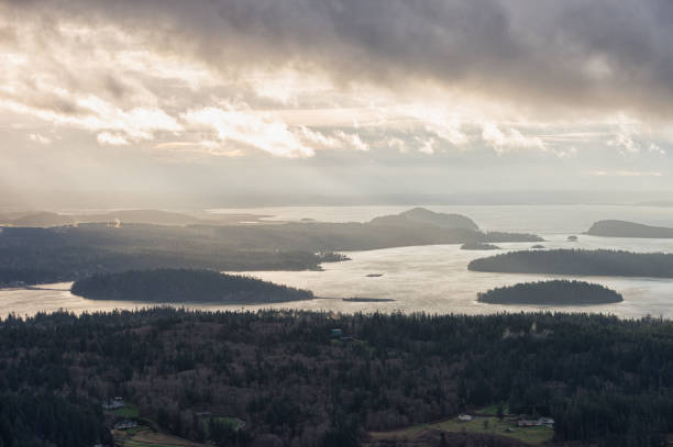 istock Dynamic Morning Sky Over the Puget Sound 1190270524