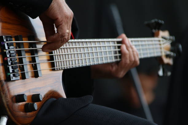 baixo marrom - rock bass - fotografias e filmes do acervo